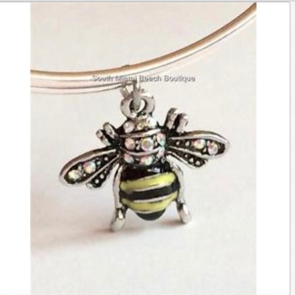 Silver Bumble Bee Crystal Wire Bracelet Bangle - Picture 1 of 8